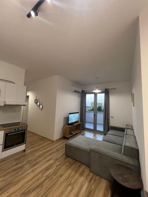 Thyamis Apartment 地拉那 外观 照片