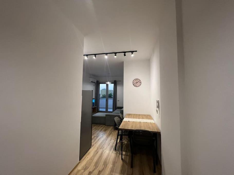Thyamis Apartment 地拉那 外观 照片