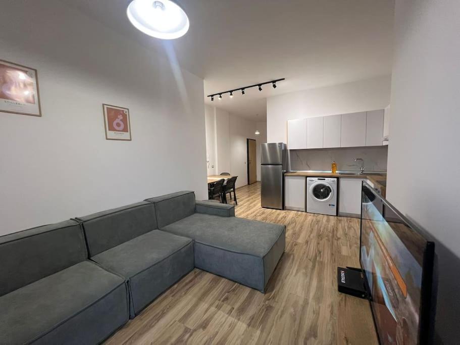 Thyamis Apartment 地拉那 外观 照片