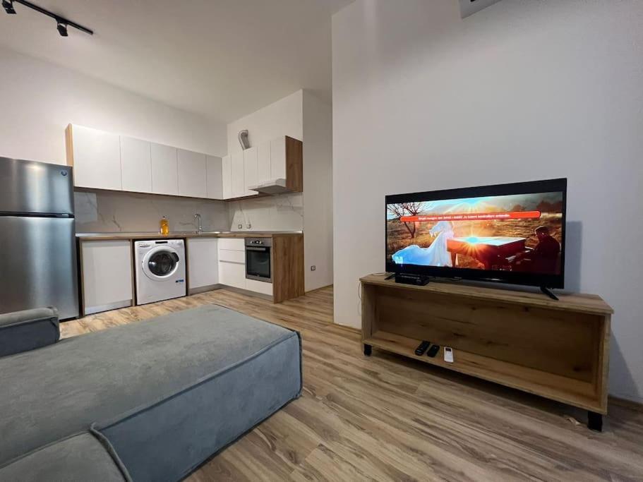 Thyamis Apartment 地拉那 外观 照片