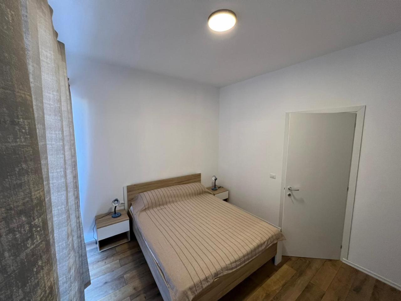Thyamis Apartment 地拉那 外观 照片