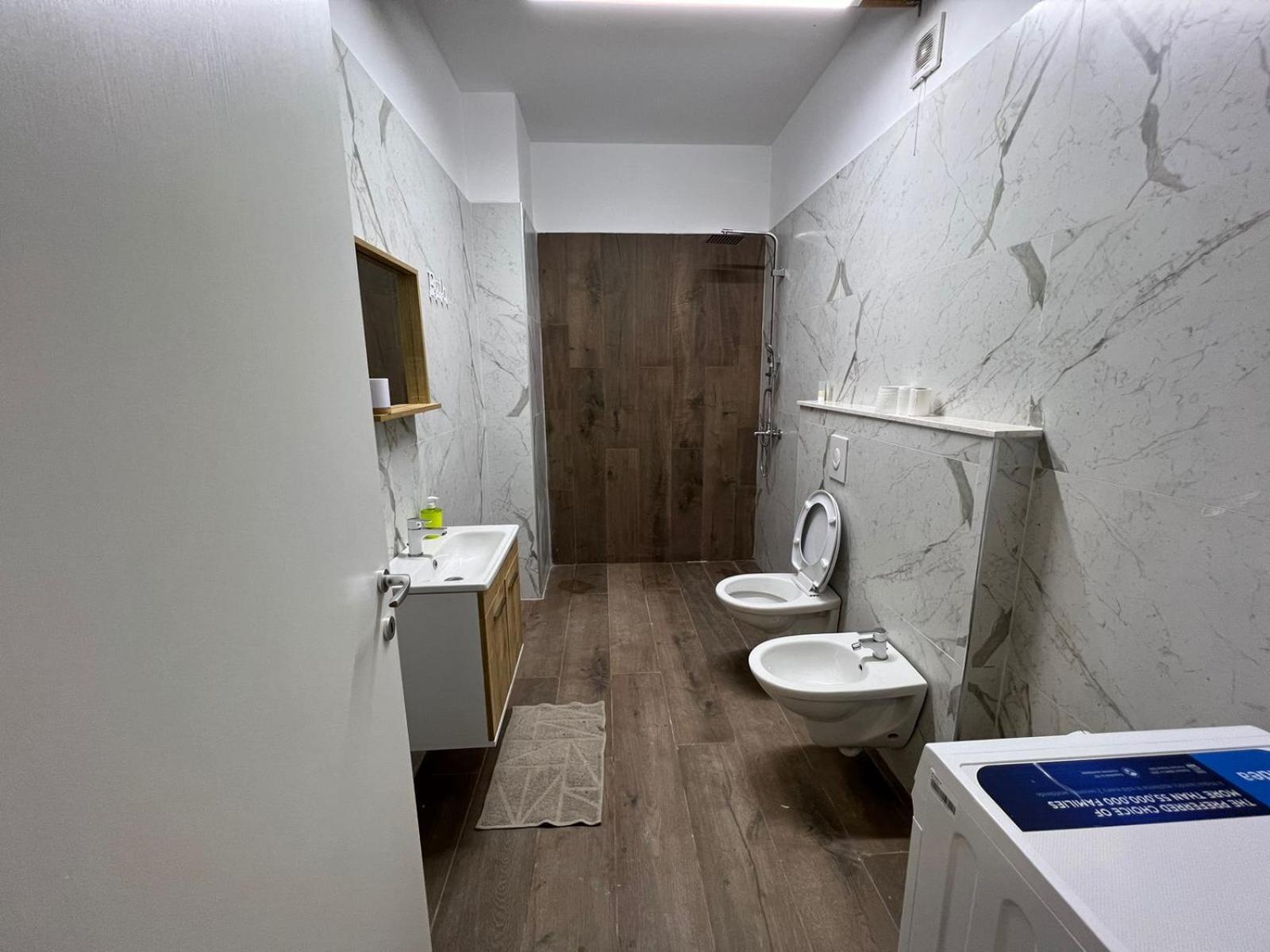 Thyamis Apartment 地拉那 外观 照片