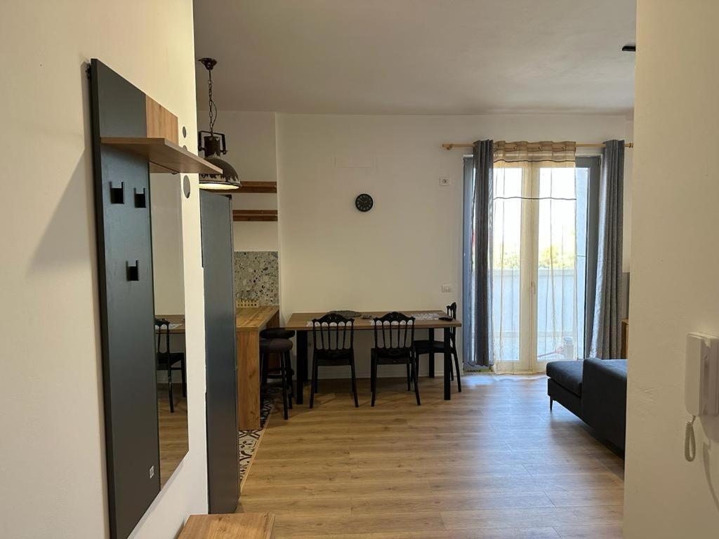 Thyamis Apartment 地拉那 外观 照片