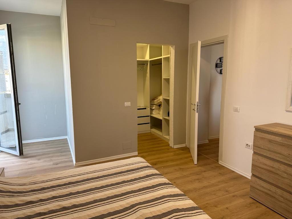 Thyamis Apartment 地拉那 外观 照片